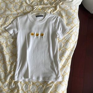 Brandy Melville t-shirt